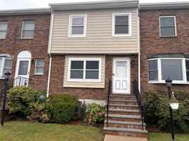 featured image of 105 Franklin Ave #101