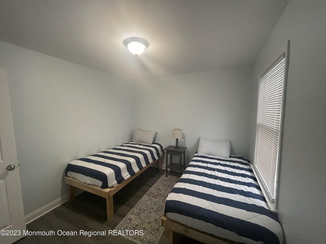 3136 Hiawatha Ave - Photo 5 of 18
