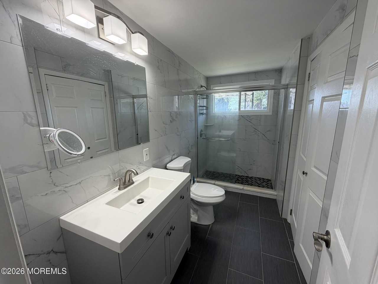 71 Helen Avenue - Photo 5 of 12