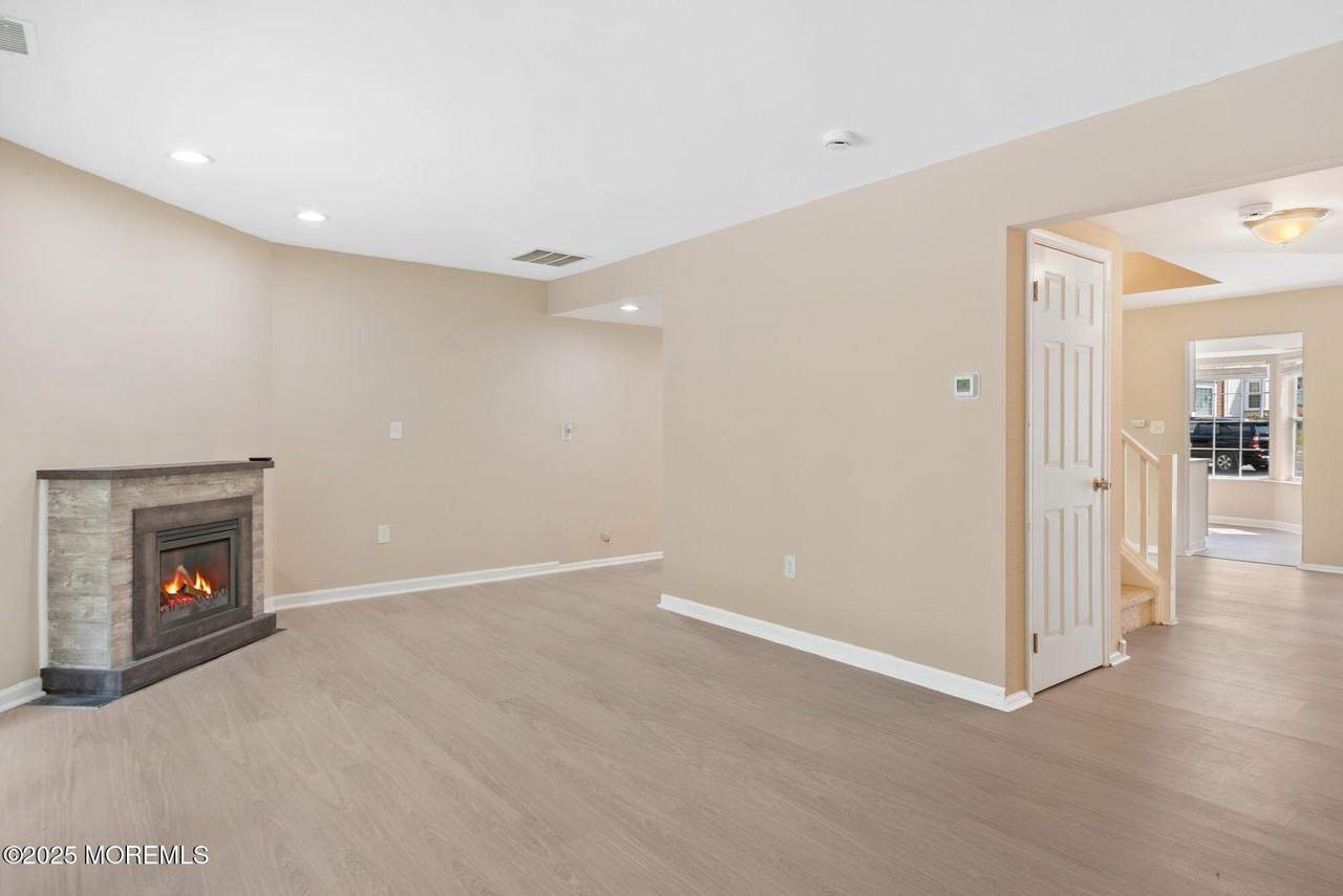 308 Pewter Ct - Photo 5 of 21