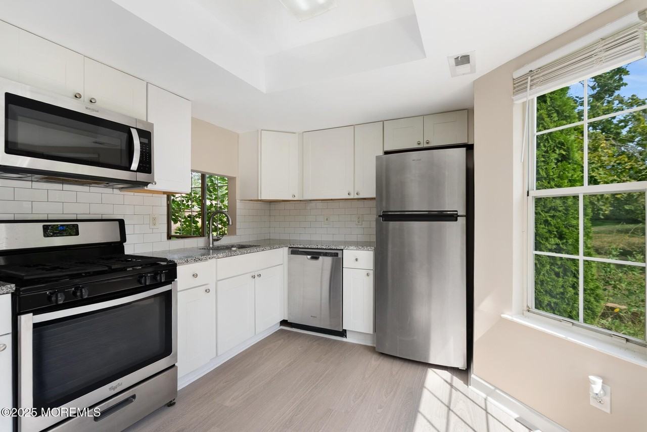 308 Pewter Ct - Photo 7 of 21
