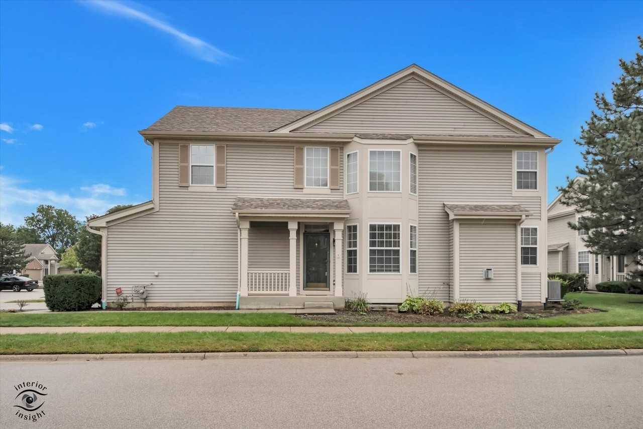 2028 Cypress Ct - Photo 3 of 28