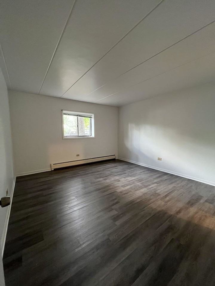 214 E Bailey Rd #B - Photo 3 of 14