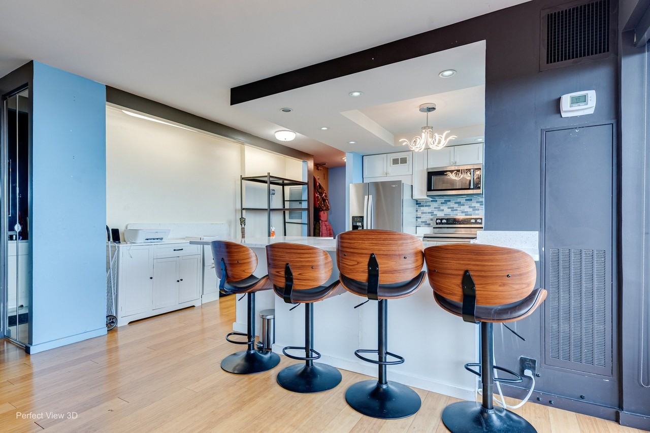 2020 N Lincoln Park W #12G - Photo 6 of 33