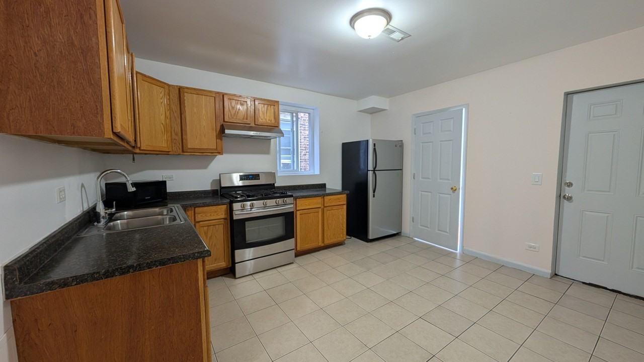 2441 W 46th St #1 - Photo 6 of 13