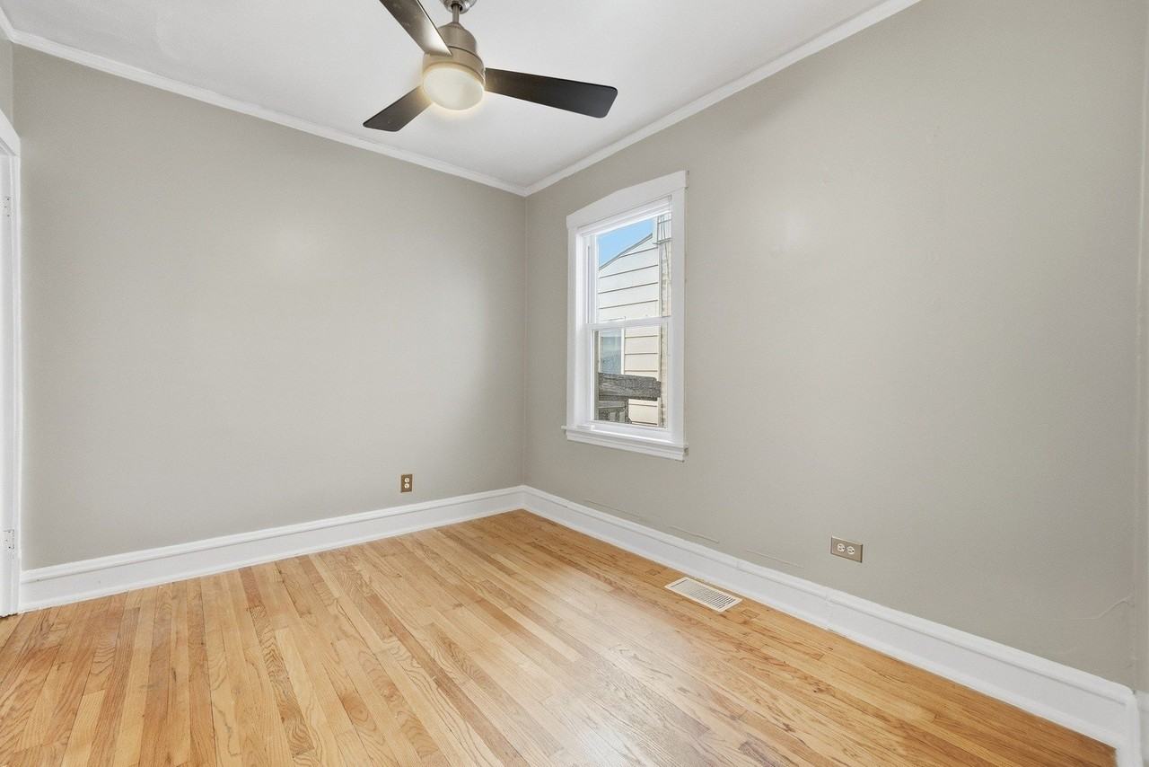 5455 N Lieb Ave - Photo 7 of 27