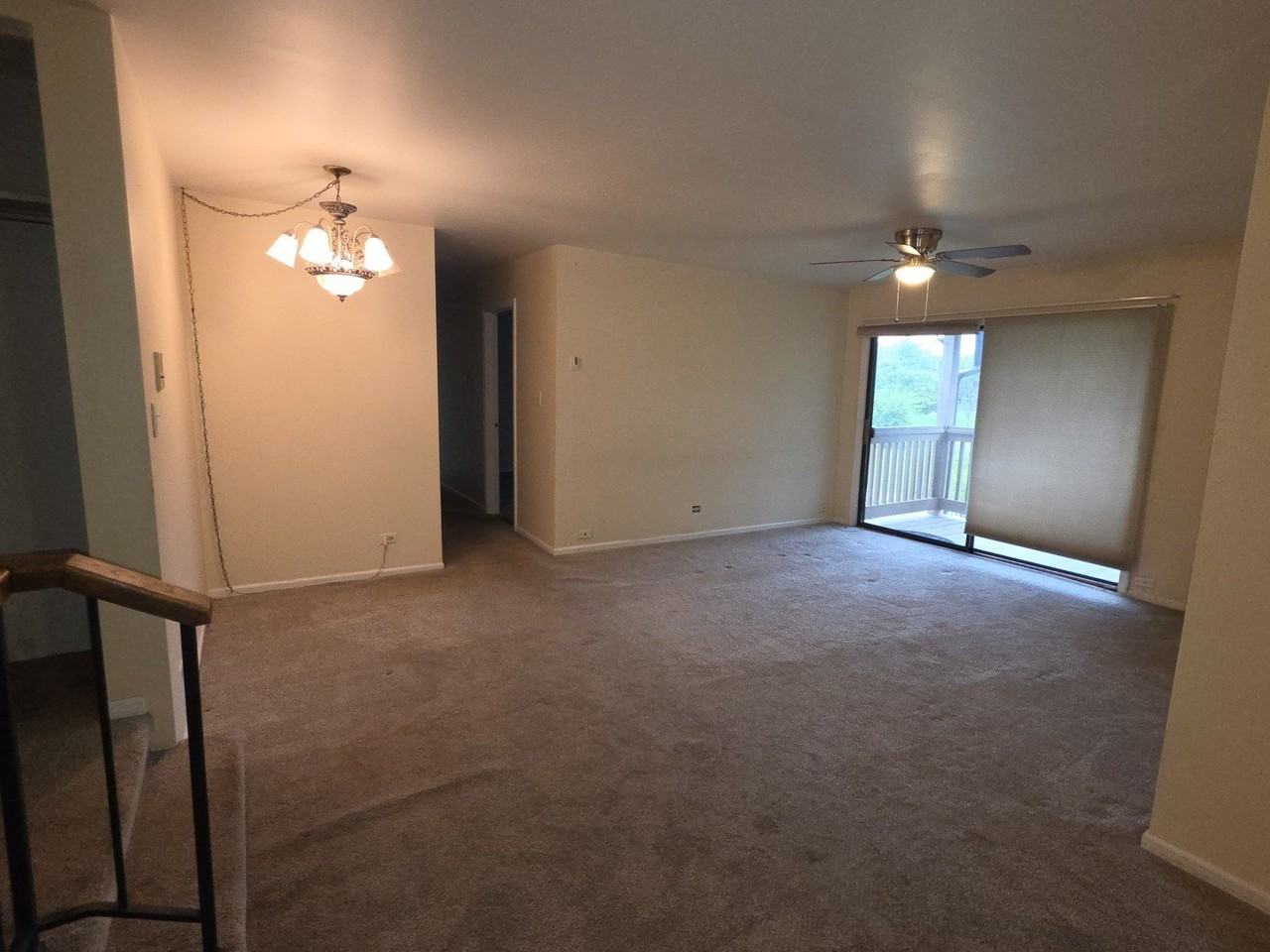 928 Surrey Dr #2B - Photo 2 of 12