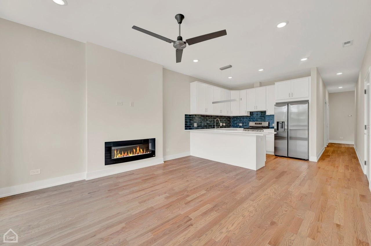 4611 S Saint Lawrence Ave #2 - Photo 4 of 20