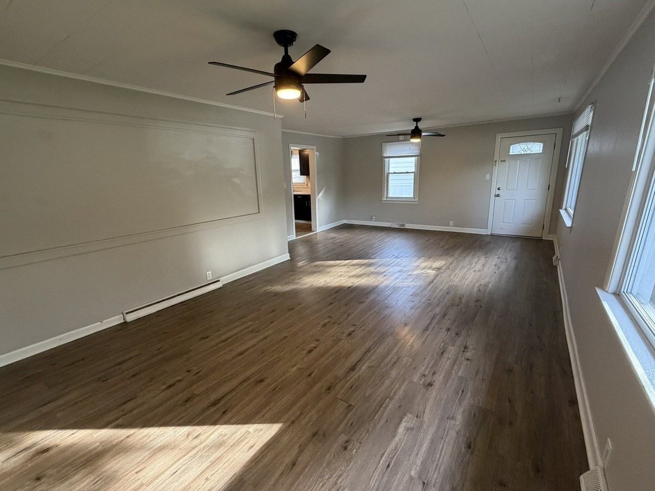 620 N State St - Photo 4 of 21