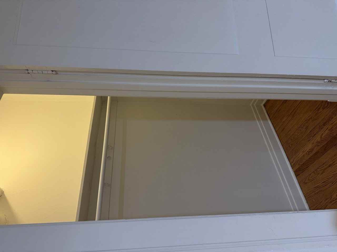 6225 N Kenmore Ave - Photo 7 of 8