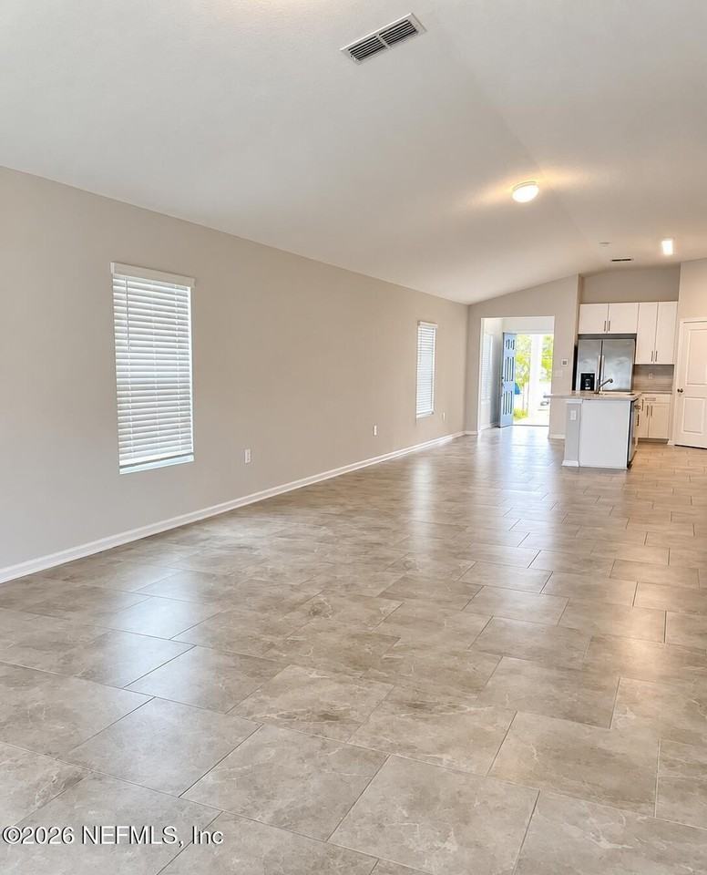 78 Newland Ct - Photo 4 of 14