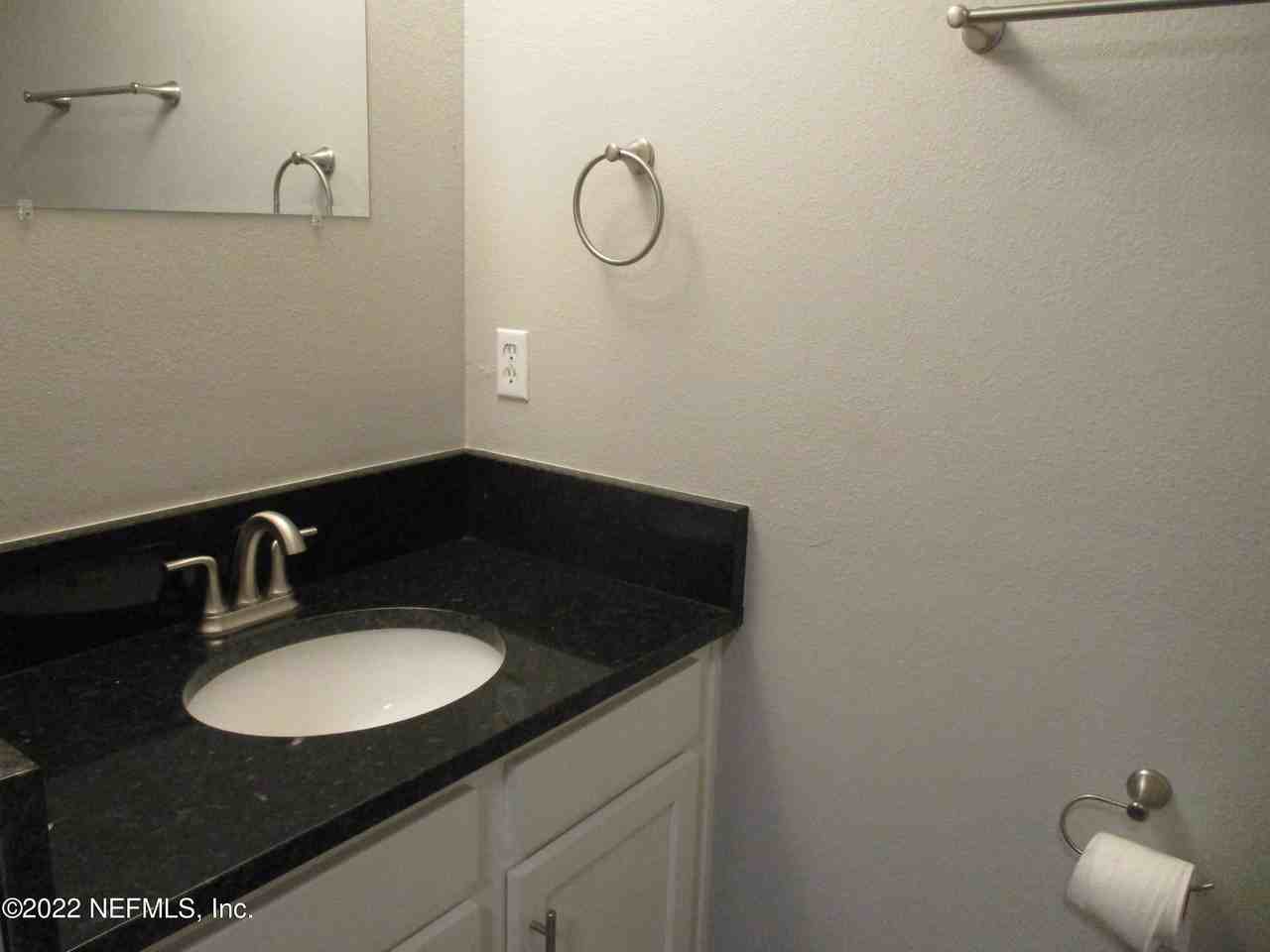 529 Southbranch Dr - Photo 4 of 12