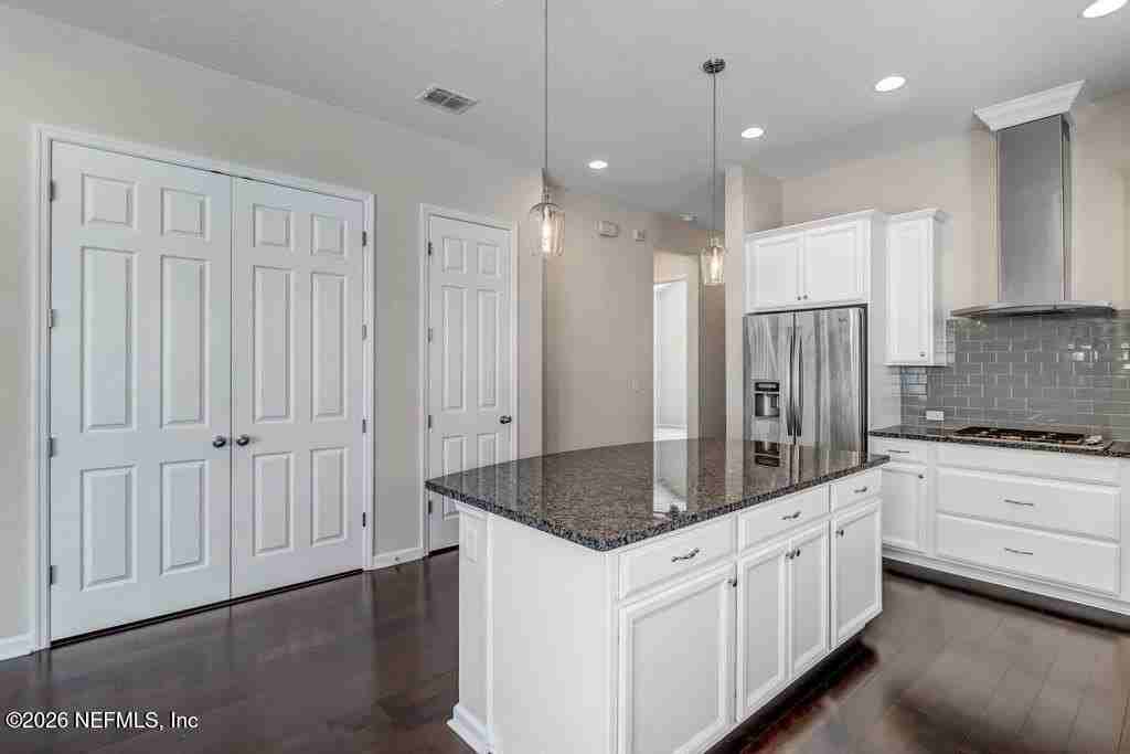 100 Lone Eagle Way - Photo 5 of 40