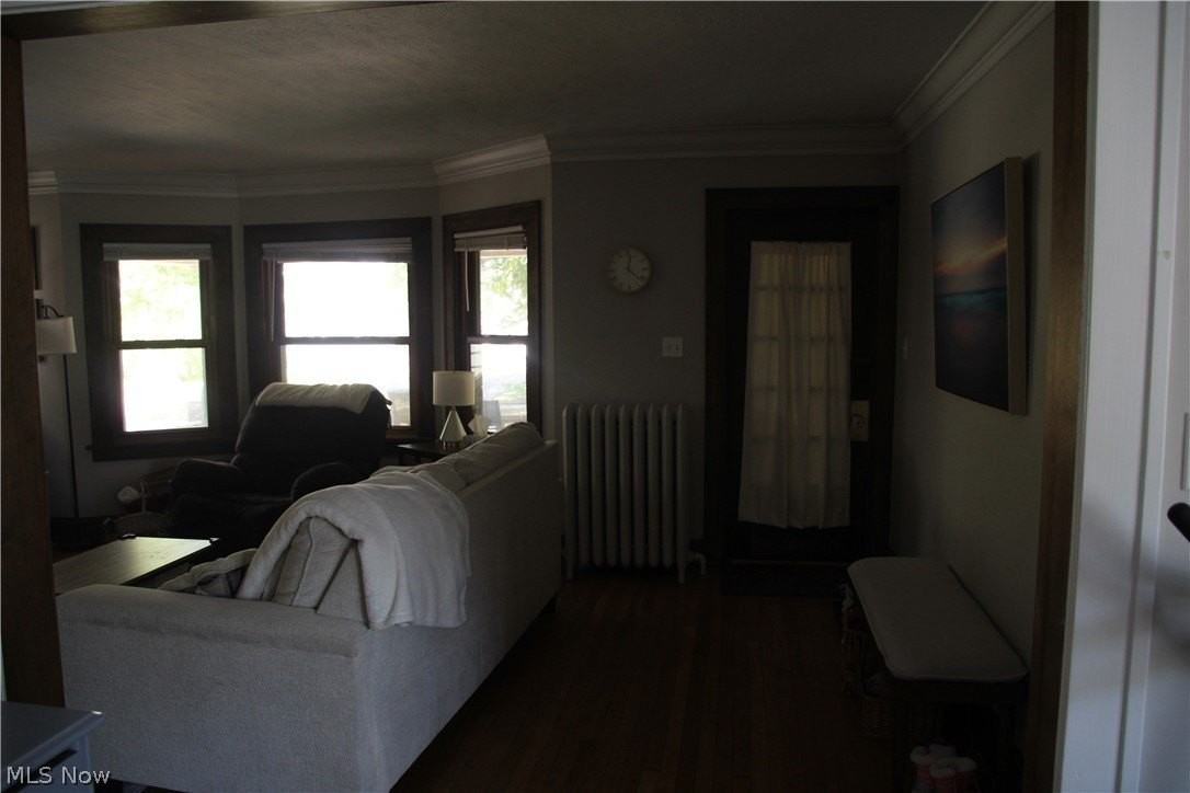 17603 Archdale Ave - Photo 3 of 16