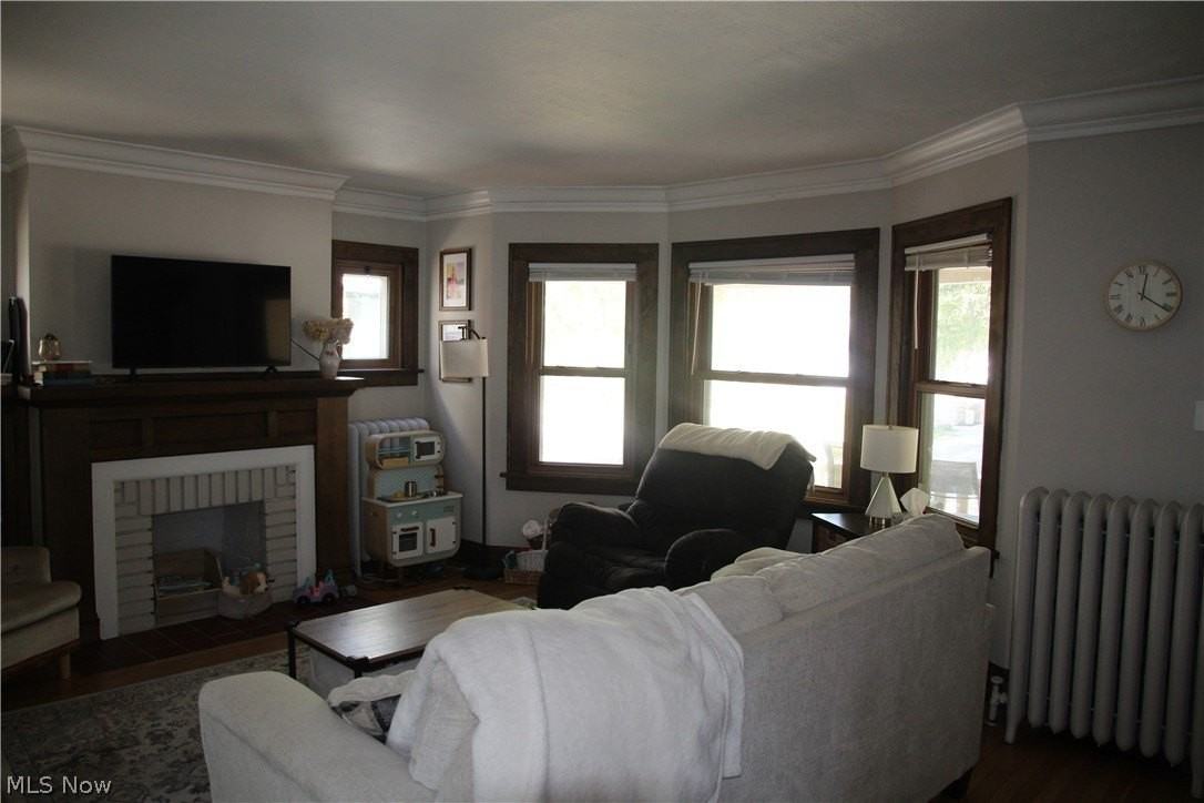 17603 Archdale Ave - Photo 4 of 16