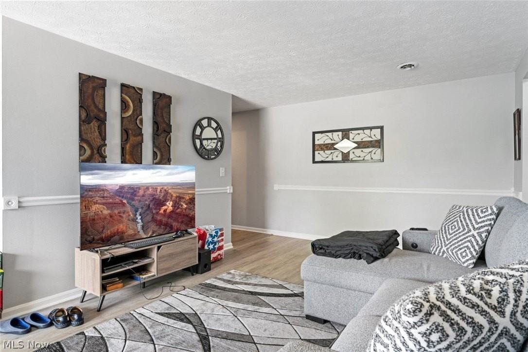 4383 Inner Circle Dr #B21 - Photo 5 of 18
