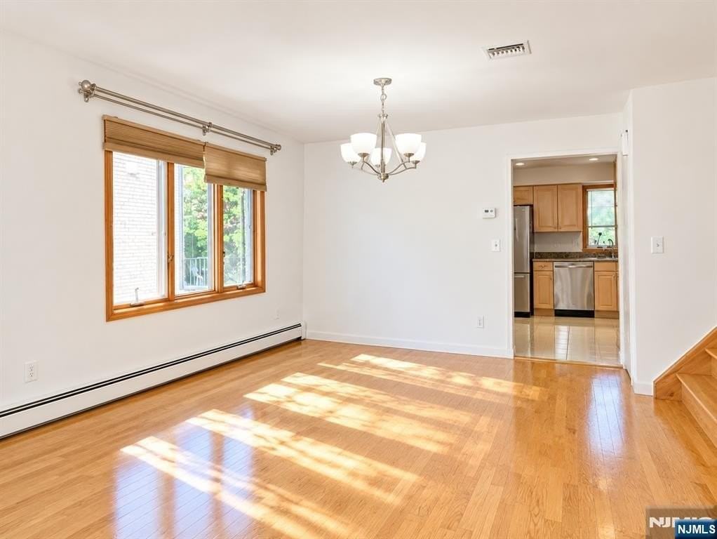 1611A Gerome Ave #A - Photo 3 of 16