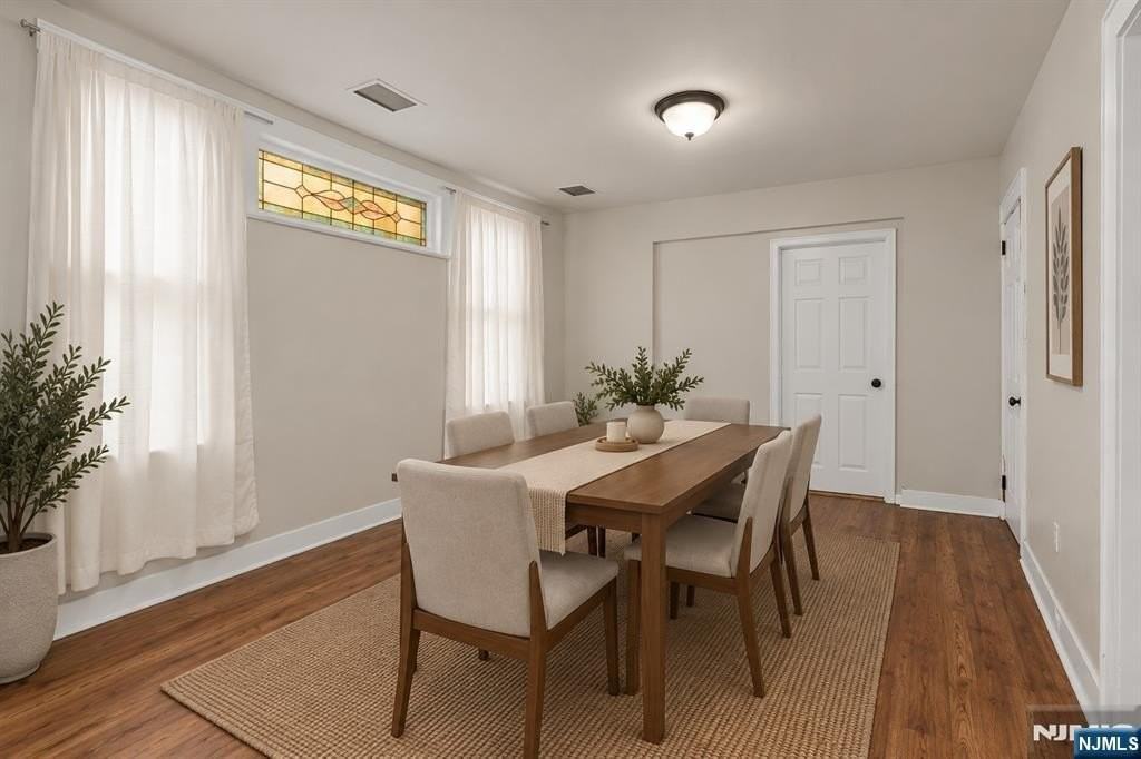223 Devon St #2 - Photo 5 of 11