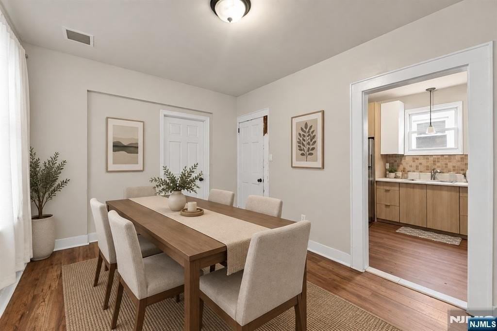 223 Devon St #2 - Photo 6 of 11