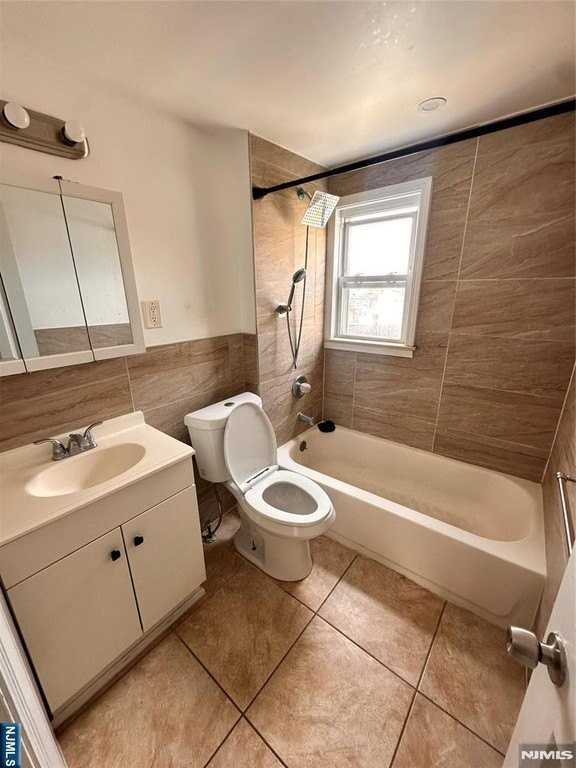 1028 E 22nd St #1026 - Photo 7 of 9