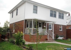 featured image of 165 Morningside Ln #2