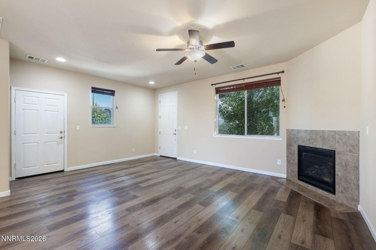 3663 Hollywood Park Dr - Photo 4 of 30