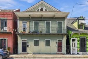featured image of 1021 Henriette Delille St