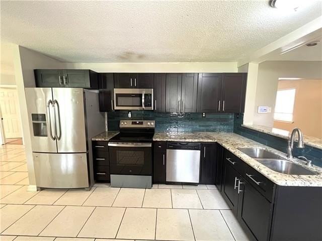 4853 Metropolitan Dr - Photo 7 of 26