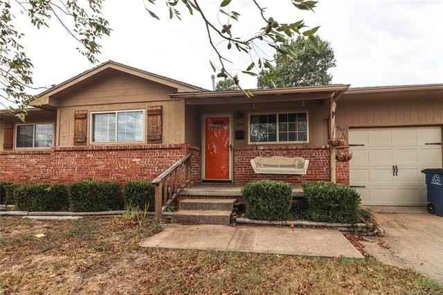 2914 S 74th East Ave - Photo 2 of 27