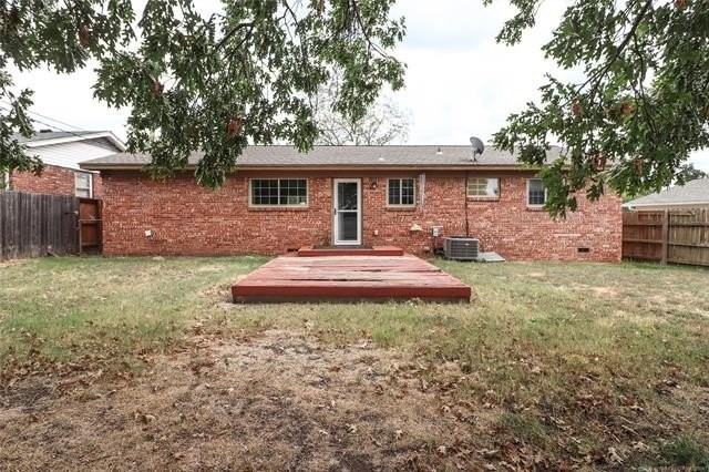 2914 S 74th East Ave - Photo 4 of 27