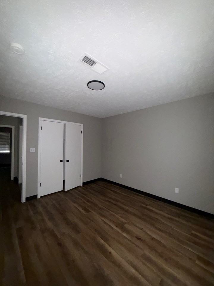 309 Peyton Ave #1 - Photo 2 of 5