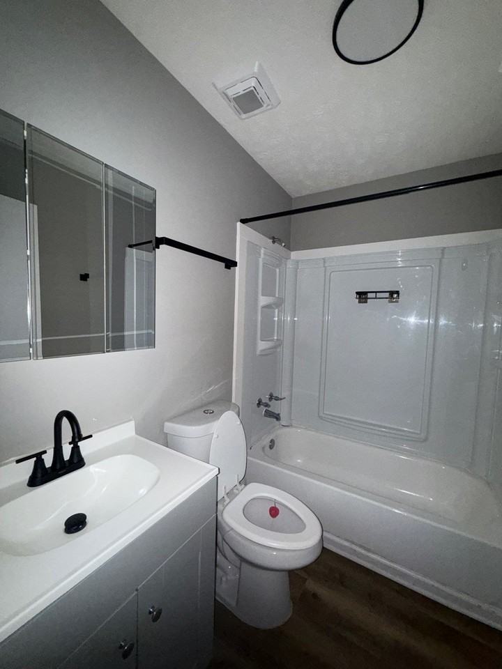 309 Peyton Ave #1 - Photo 4 of 5