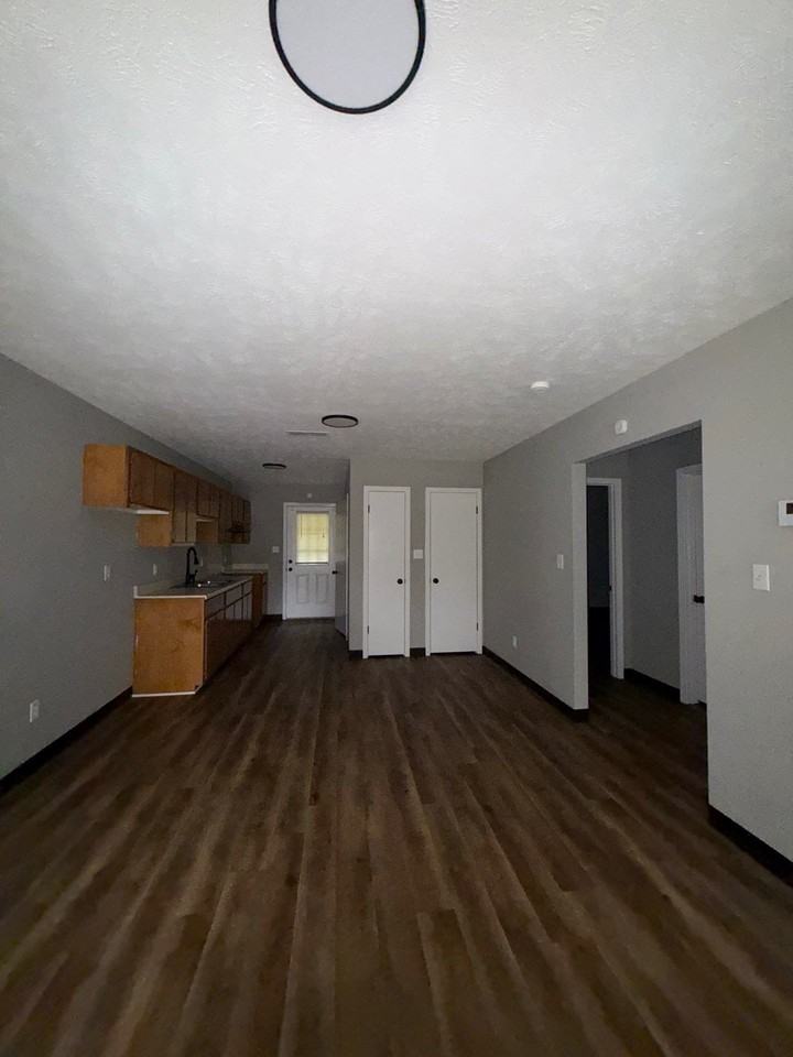309 Peyton Ave #1 - Photo 5 of 5