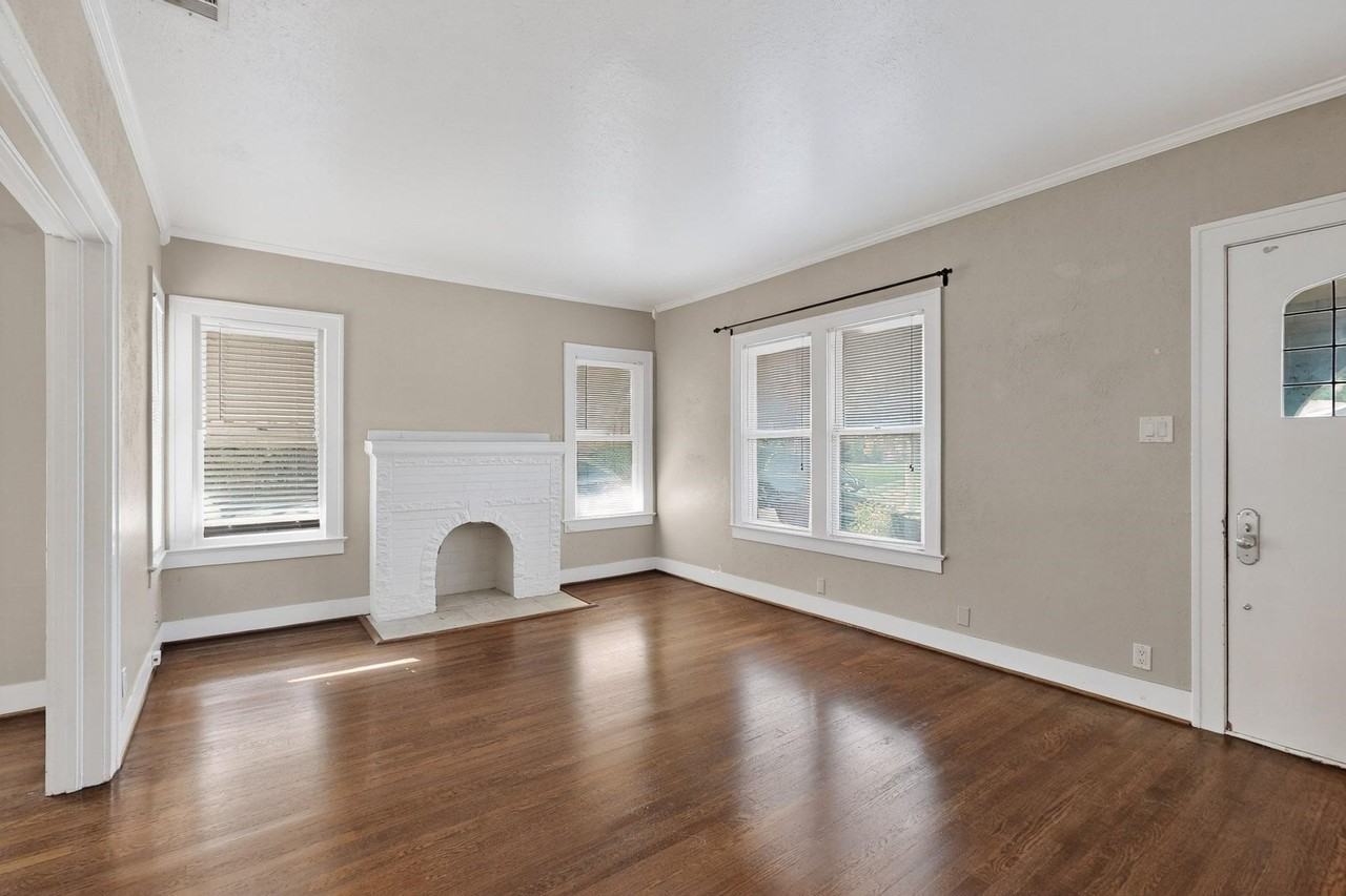 5934 Velasco Ave - Photo 5 of 23