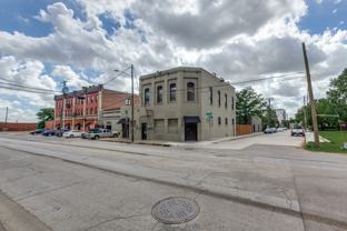 2007 S Ervay St - Photo 1 of 1