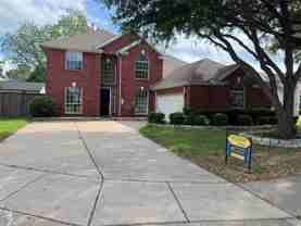 2105 Woodview Dr - Photo 1 of 1