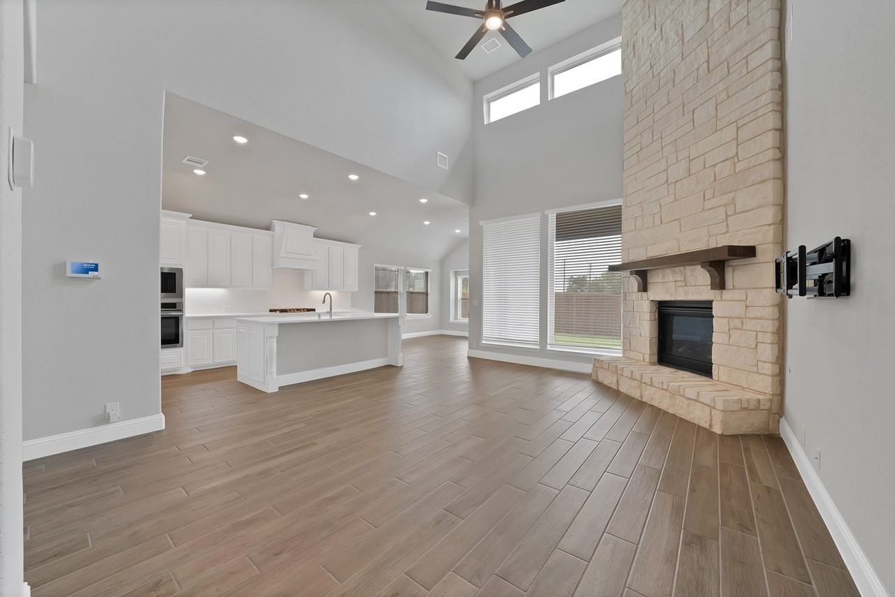 111 Kingfisher Ln - Photo 4 of 30