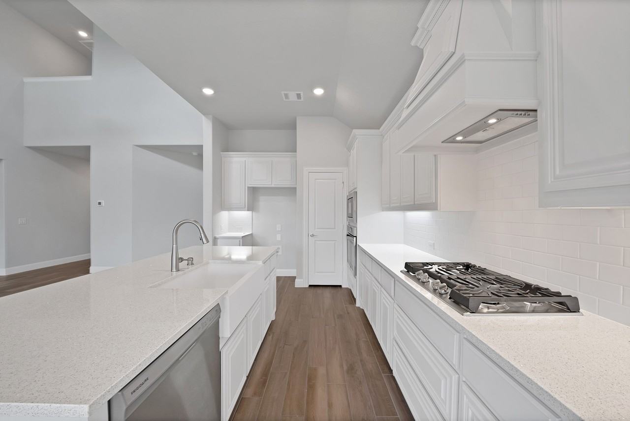 111 Kingfisher Ln - Photo 6 of 30