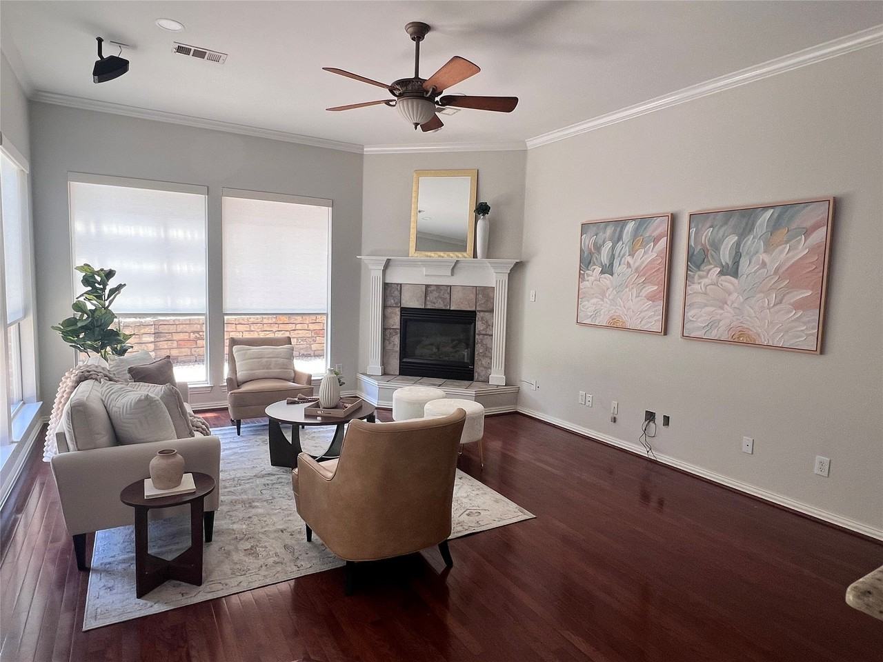 2917 Waterford Dr - Photo 4 of 26