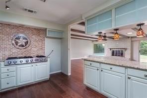 1608 Freeman Ct - Photo 4 of 28