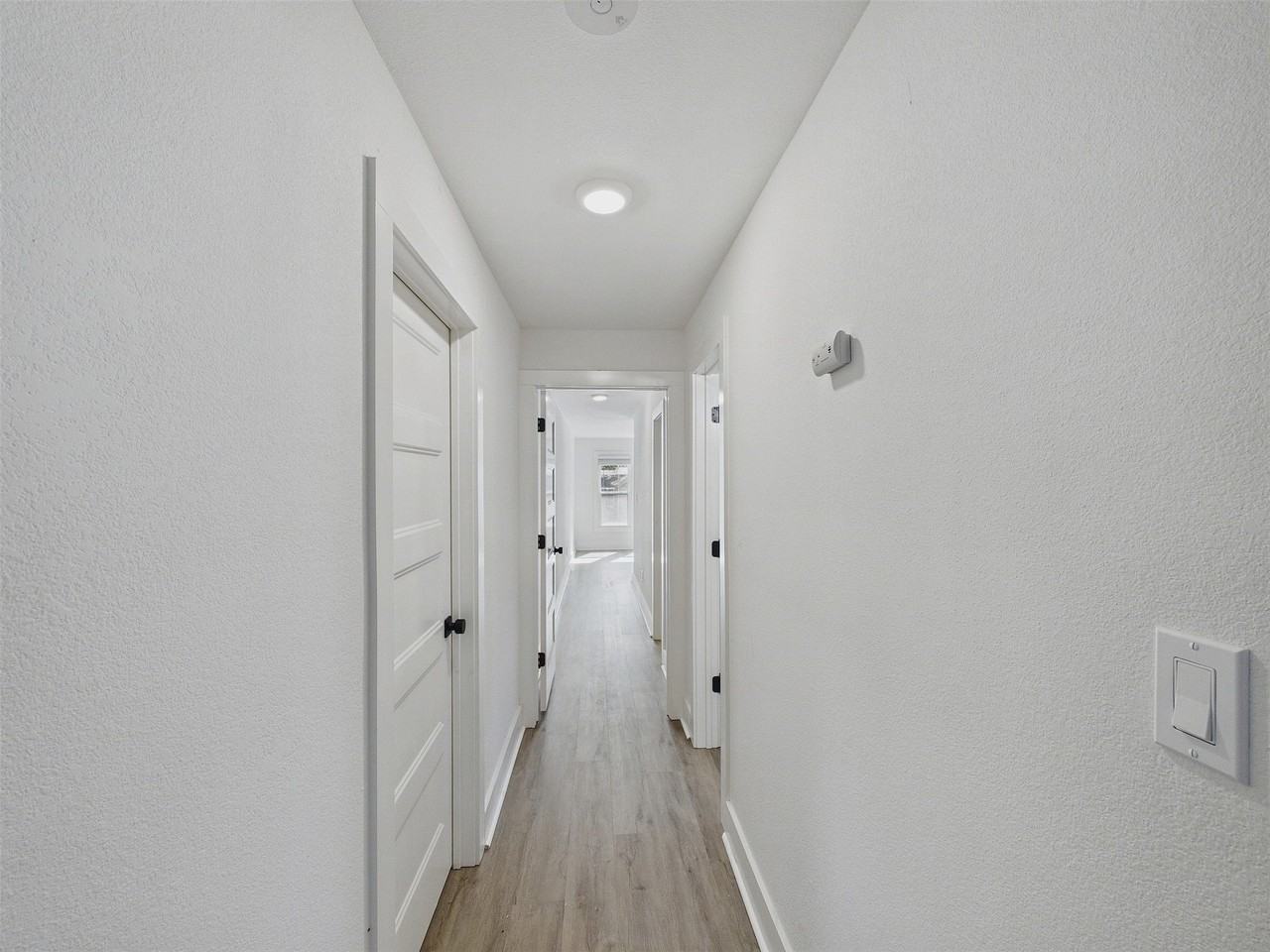 1026 Cedar Hill Ave - Photo 5 of 25