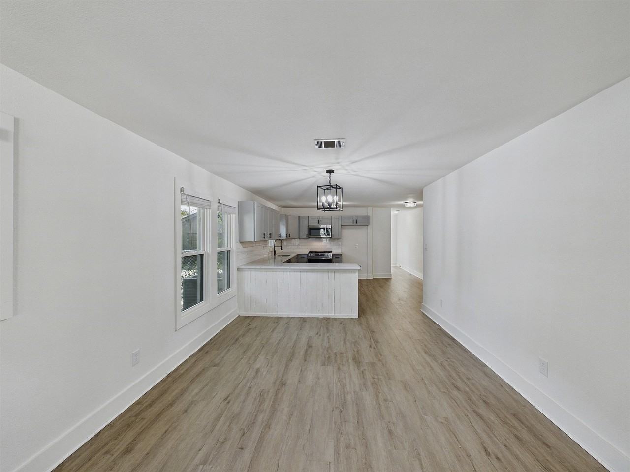 1026 Cedar Hill Ave - Photo 7 of 25