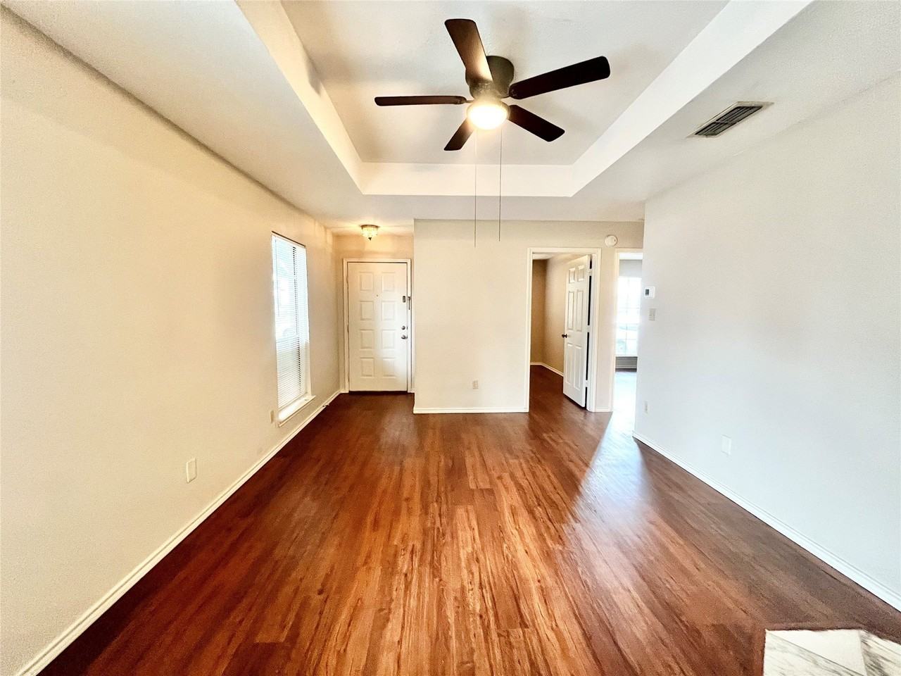 5531 Whisper Glen Dr - Photo 4 of 23