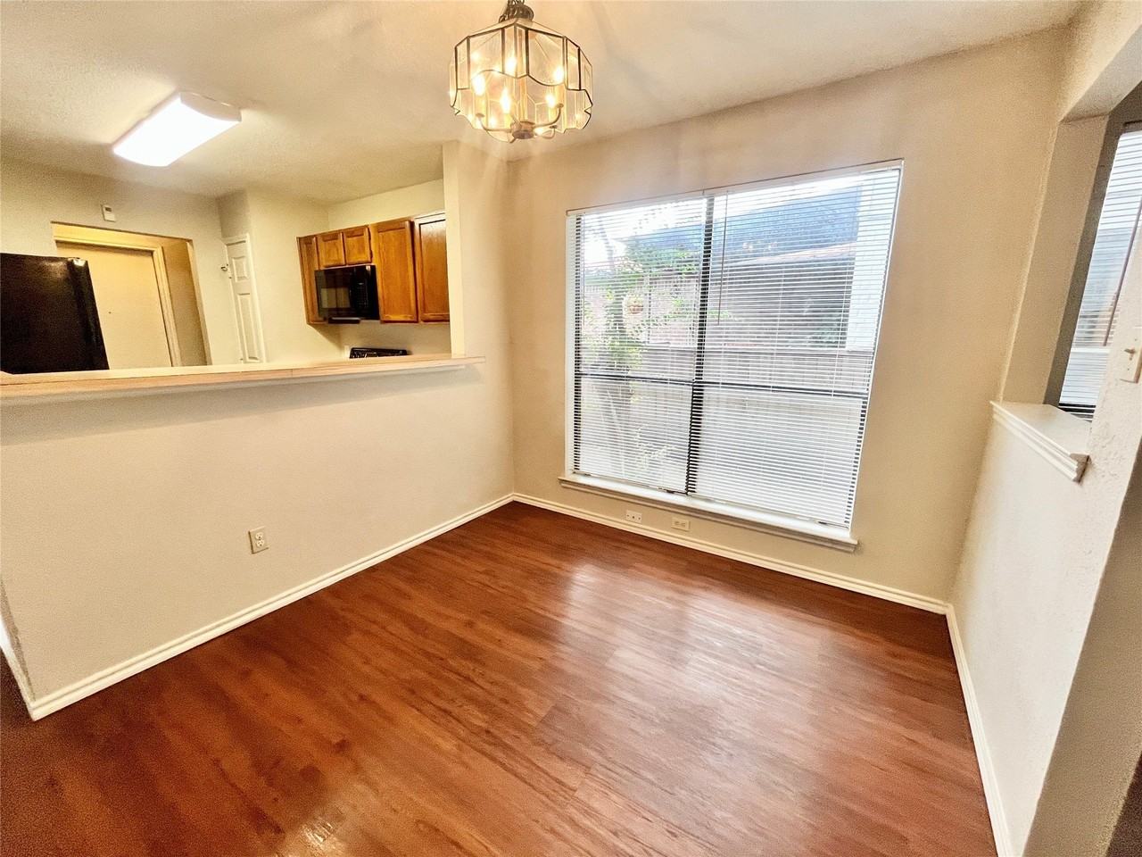 5531 Whisper Glen Dr - Photo 7 of 23