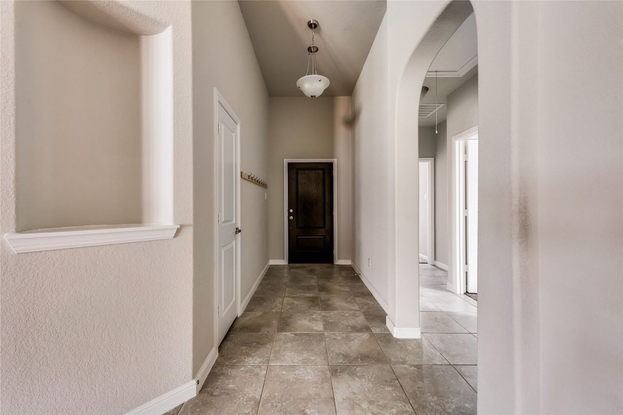 905 Dove Cv - Photo 5 of 21