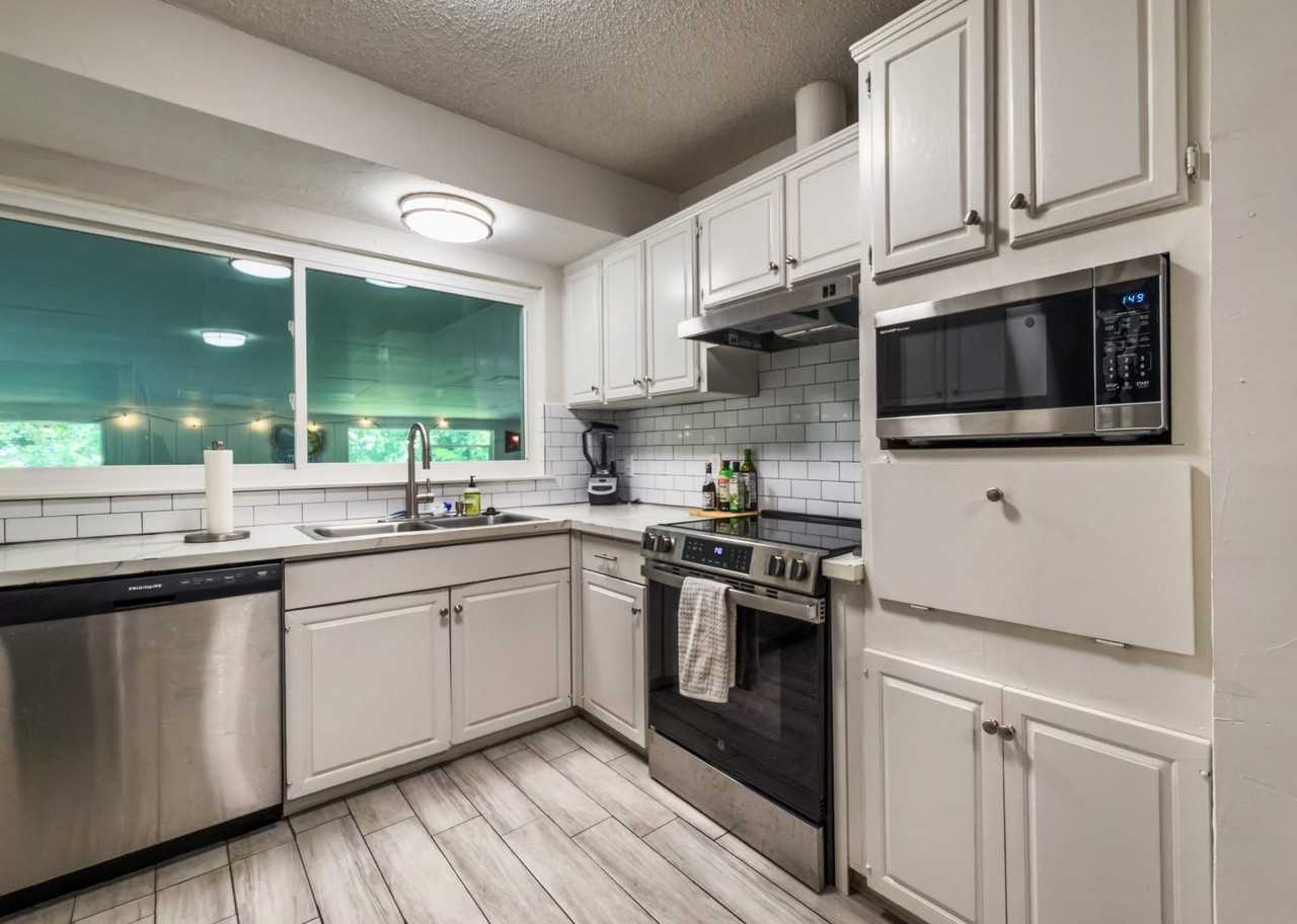 116 Wild Plum Ln - Photo 5 of 15