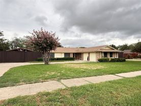 681 Surf St - Photo 1 of 1