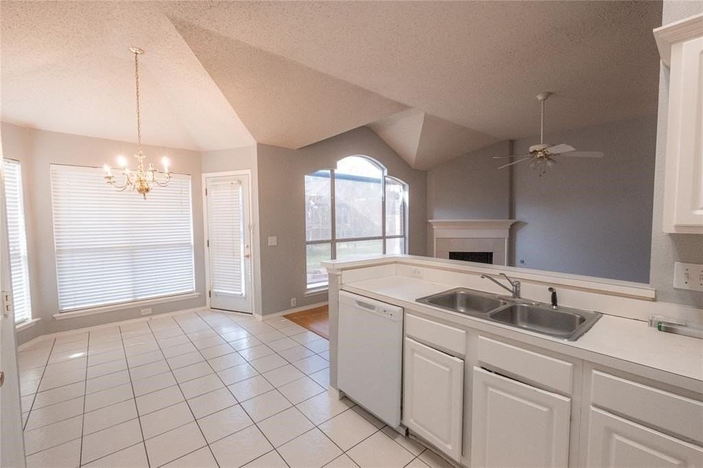 817 Stafford Station Dr - Photo 6 of 20