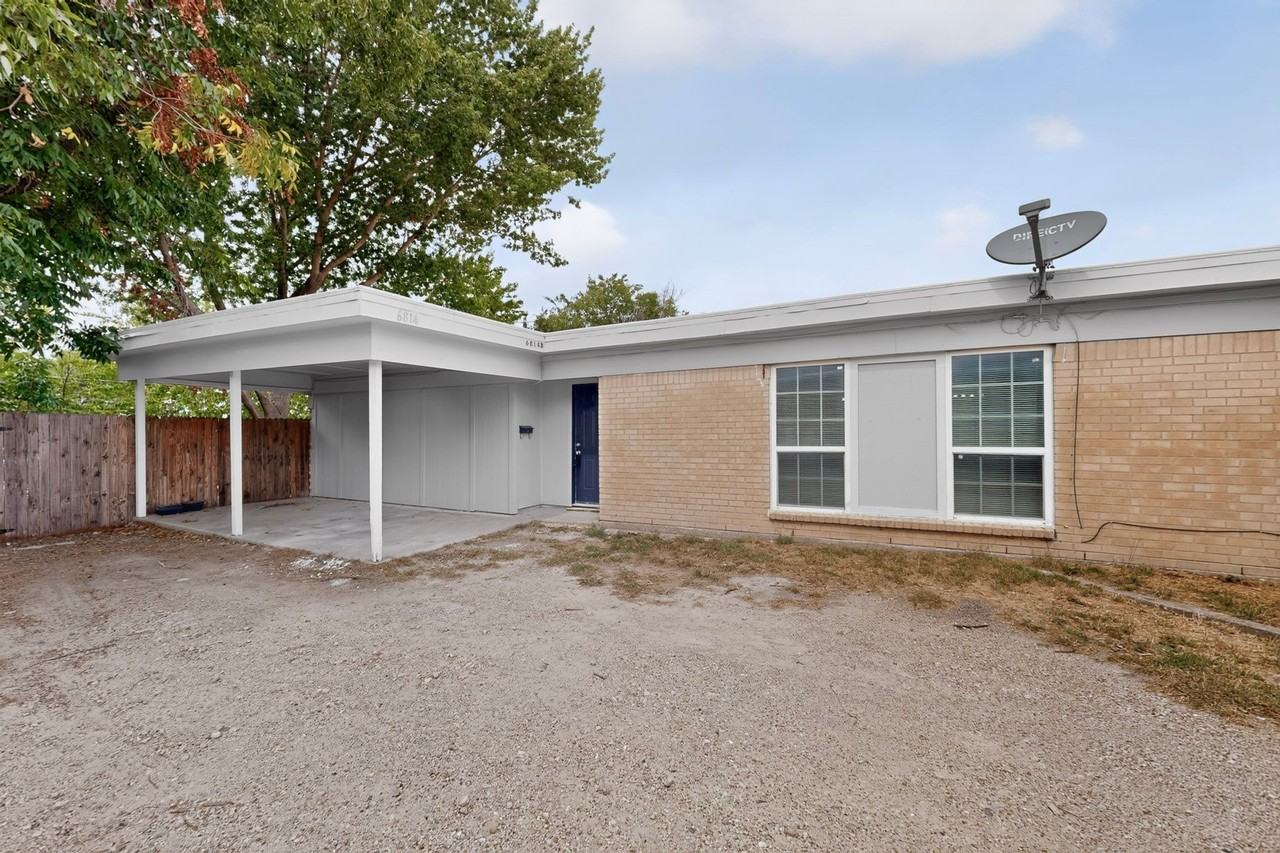 6814 Trail Lake Dr #B - Photo 2 of 10