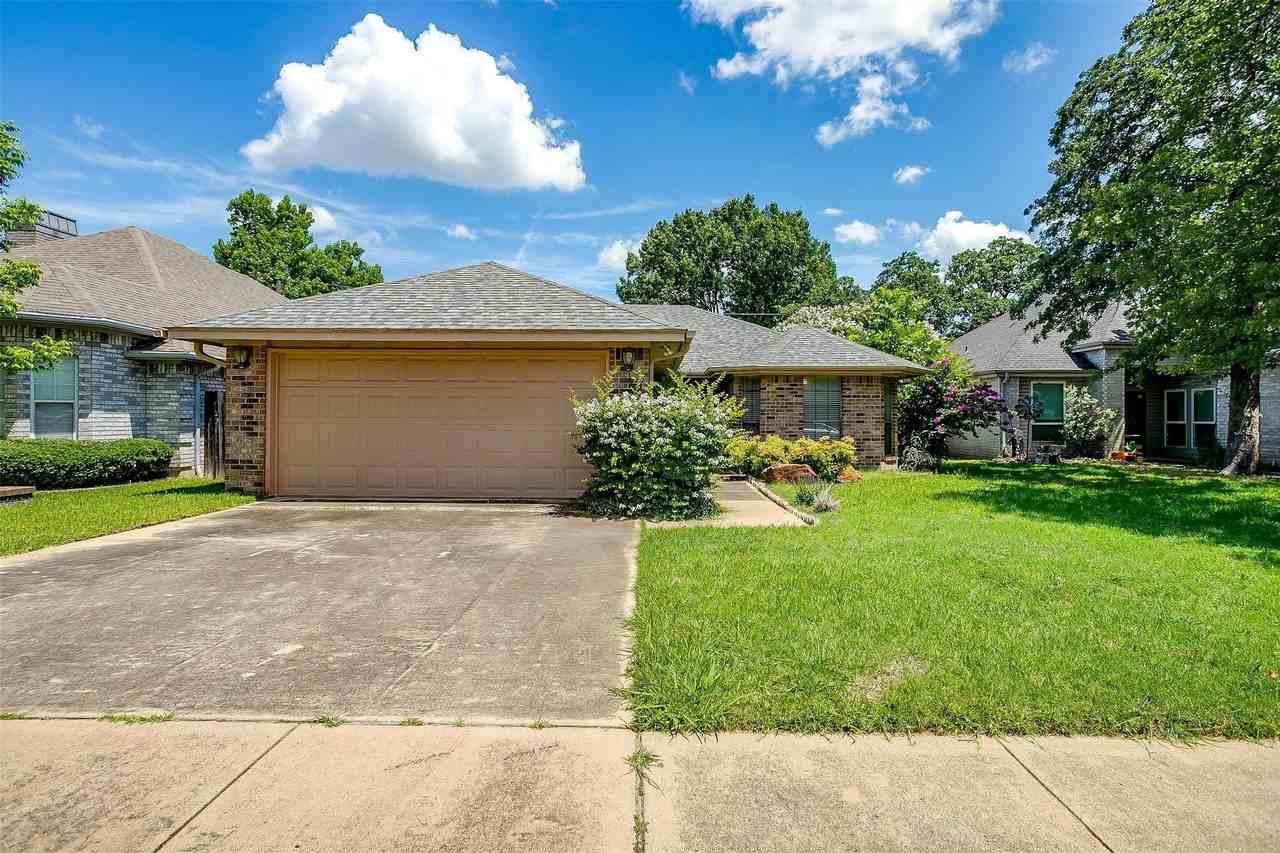 5909 Kesler Dr - Photo 2 of 29